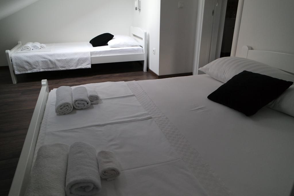 Apartments Jadranka نوفاليا المظهر الخارجي الصورة